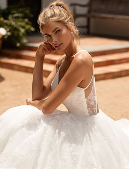 Brautkleider & Brautmode von Moonlight