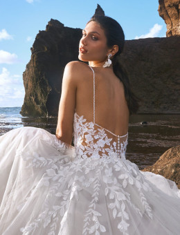 Brautkleider & Brautmode von Pronovias